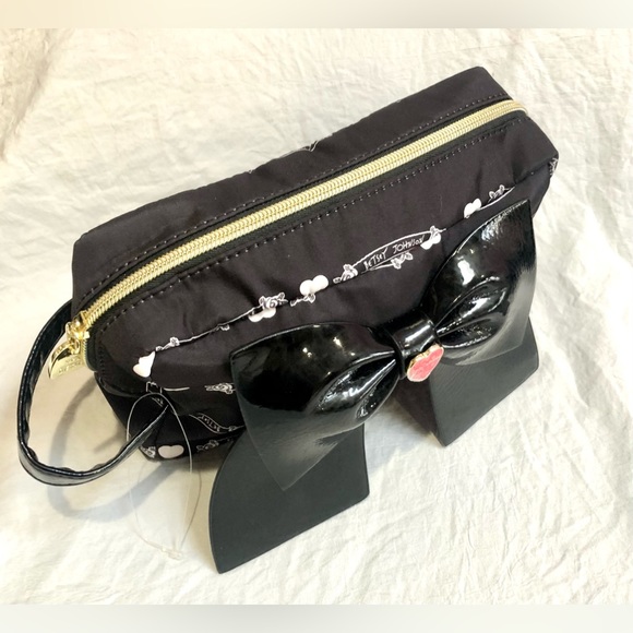 🛍️BETSEY JOHNSON Banners/Roses Cosmetic/Toiletry Travel Bg size8x7 NWTag holder - Picture 10 of 15